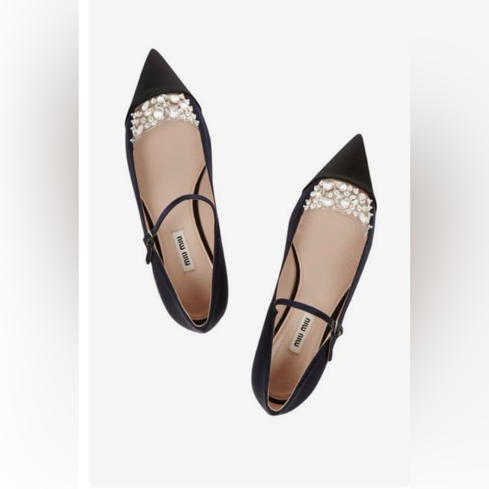 Miu Miu Blue/Black Satin
Crystal Embellished Mary Jane
Pointed Toe Ballet Flats